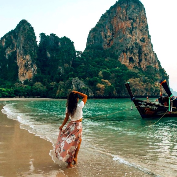 Meet your Posher, Sam - Picture 1 of 1